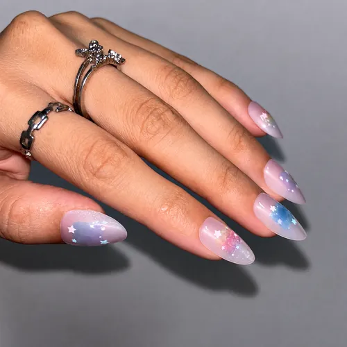 Embossed Floral Print Short Almond Press-On Nails photo 4