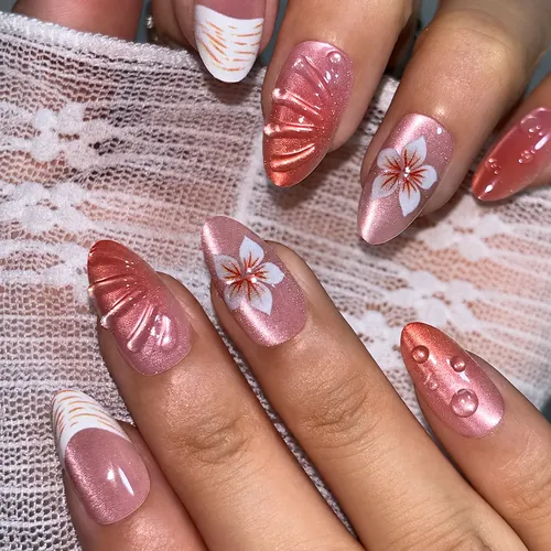 Coral Flower Shell-Texture French Cat Eye Press-On Nails photo 3