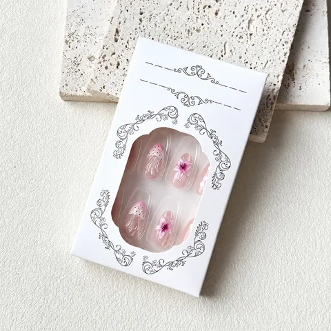 Embossed Seashell Cat Eye Short Almond Press-On Nails design 2