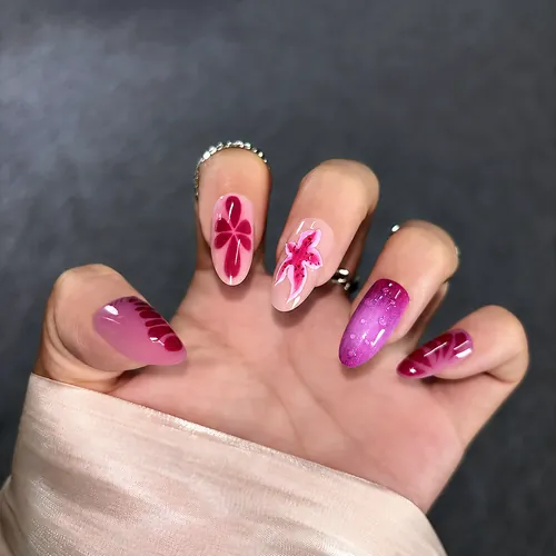 Magenta Starfish 3D Gel Cat Eye Short Almond Press-On Nails photo 3