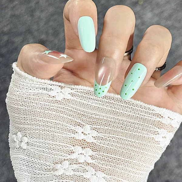 Pastel Star and Dot Cat Eye Medium Oval Press-On Nails photo 2