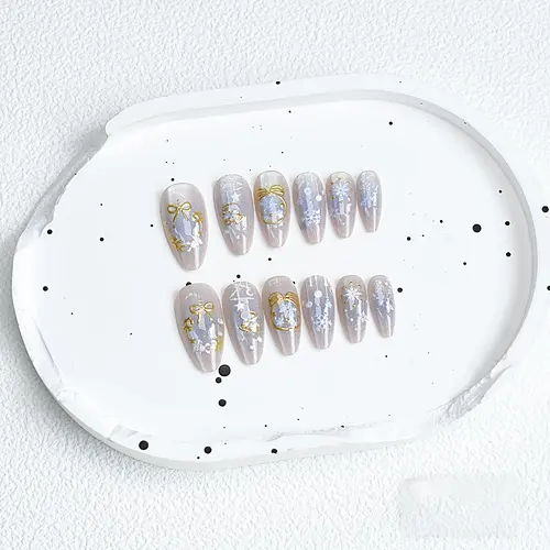 Bow and Snowflake Gold Foil Christmas Cat Eye Press-On Nails photo 5