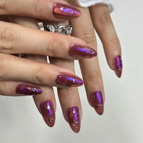 Chrome Star and Moon Tarot Cat Eye Short Almond Press-On Nails photo 3