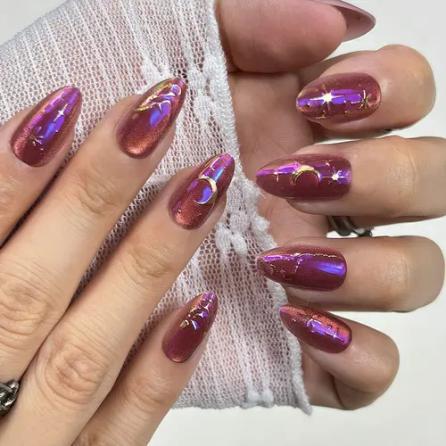 Chrome Star and Moon Tarot Cat Eye Short Almond Press-On Nails photo 4