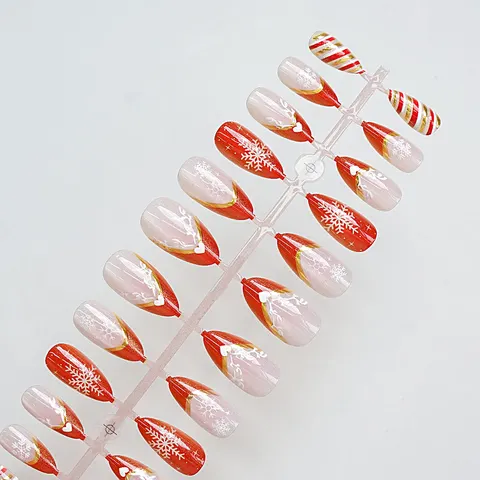 Color-Block Reindeer Gold Foil Christmas Cat Eye Press-On Nails design 1