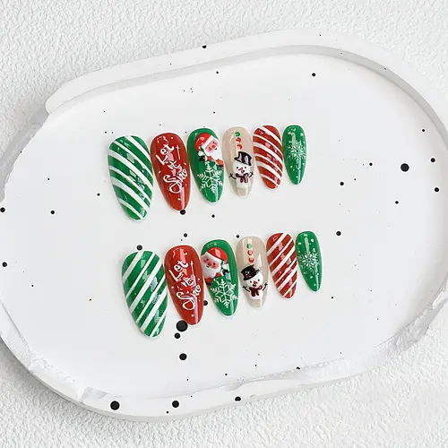 Green Santa and Snowman Christmas Cat Eye Press-On Nails photo 5