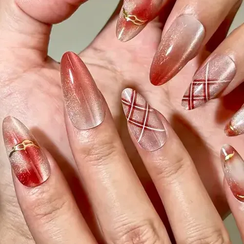 Aura Ombré Gold Foil Almond Press-On Nails photo 3