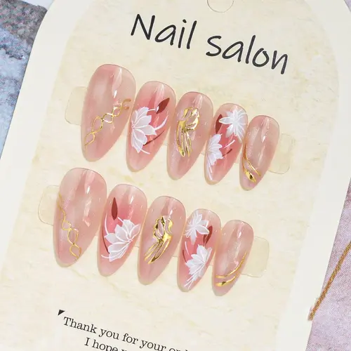 Flower Blush Ombré Cat Eye Almond Press-On Nails photo 5