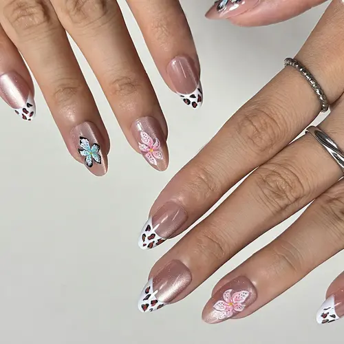 Leopard 3D Flower Clear Cat Eye Short Almond Press-On Nails photo 5
