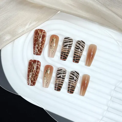 Leopard French Line Gold Foil Medium Square Press-On Nails photo 4