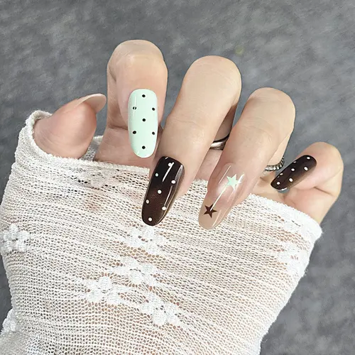Maillard Brown Star Cat Eye Medium Oval Press-On Nails photo 5